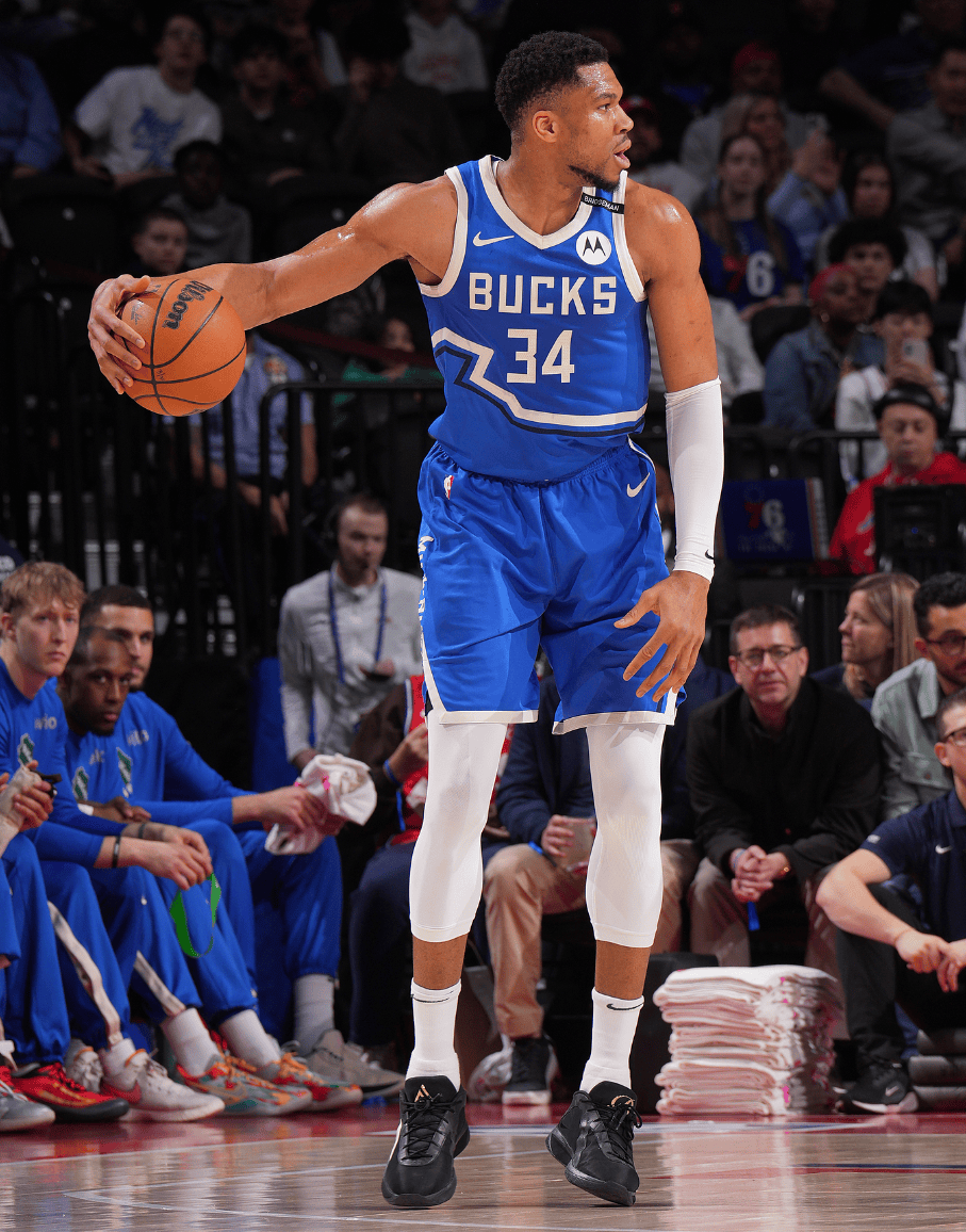 莱切vs维罗纳：班达、加洛首发，加利亚尔迪尼、焦瓦内出战（莱切战维罗纳：班达、加洛首发，加利亚尔迪尼、焦瓦内出场）