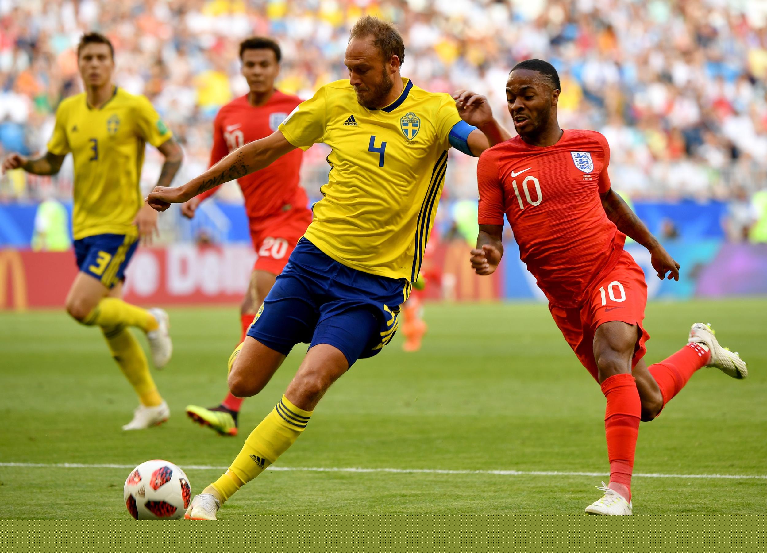 有球队想挖你？李国旭：有人问过我，现在大连足球对我最重要（有球队挖角？李国旭：确有接触，当下大连足球最重要）