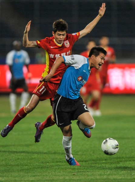 莫雷托：那不勒斯想在冬窗从罗马引进洛伦佐-佩莱格里尼（莫雷托：那不勒斯冬窗有意从罗马签下洛伦佐-佩莱格里尼）