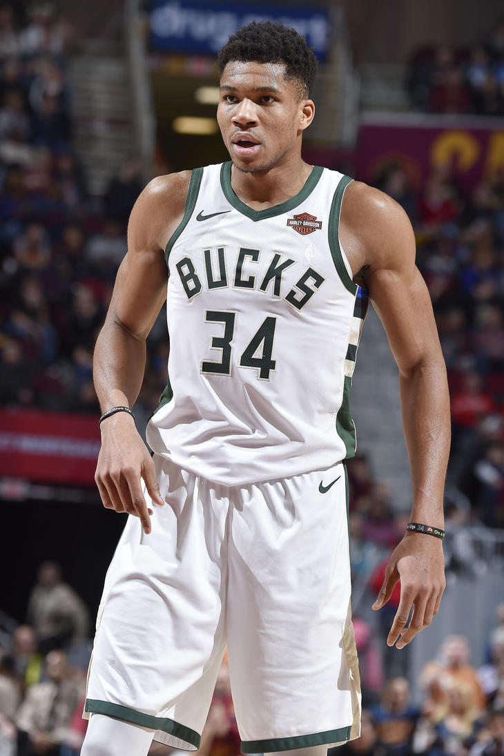 德拉富恩特：我们会争取小组第一出线，沙特和佛得角都不好打（德拉富恩特：冲击小组第一，沙特与佛得角皆难缠）