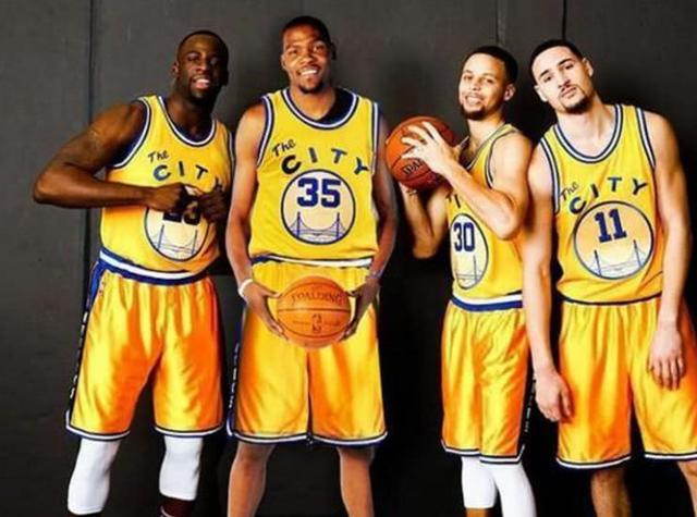 阿斯：阿隆索未收到最后通牒但知道要变；皇马没考虑再聘齐祖（阿斯报：阿隆索未接最后通牒但明白需调整；皇马未考虑再聘齐达内）