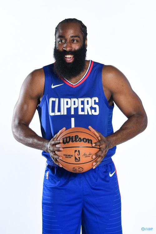 德转列希腊球员历史身价前10：马诺拉斯4500万第1，帕帕上榜（德转盘点希腊球员历史最高身价TOP10：马诺拉斯4500万居首，帕帕入围）